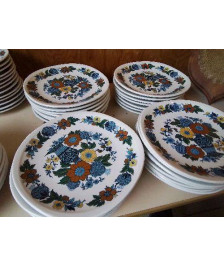 LOT DE 6 ASSSIETES EN PORCELANE PILLIVUYT