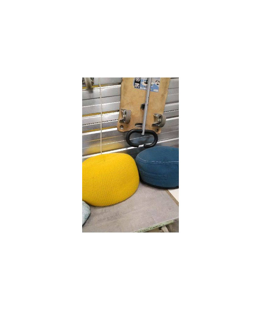 POUF LEGER