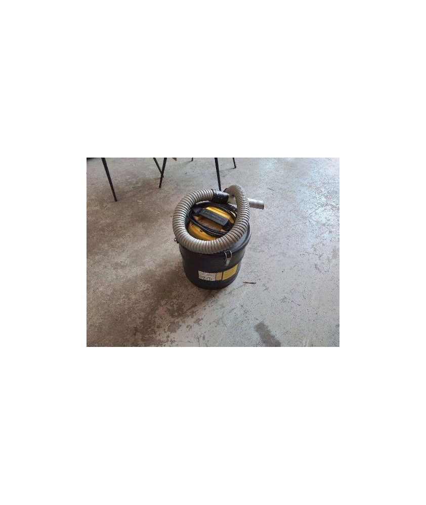 ASPIRATEUR A CENDRES PARKSIDE 