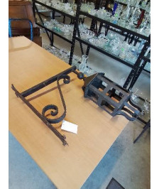 LANTERNE  FER FORGÉ STYLE GOTHIQUE 