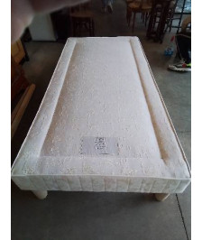 SOMMIER TAPISSER TRECA PULLMAN  AVEC PIEDS HAUTS BOIS CLAIR 90X190