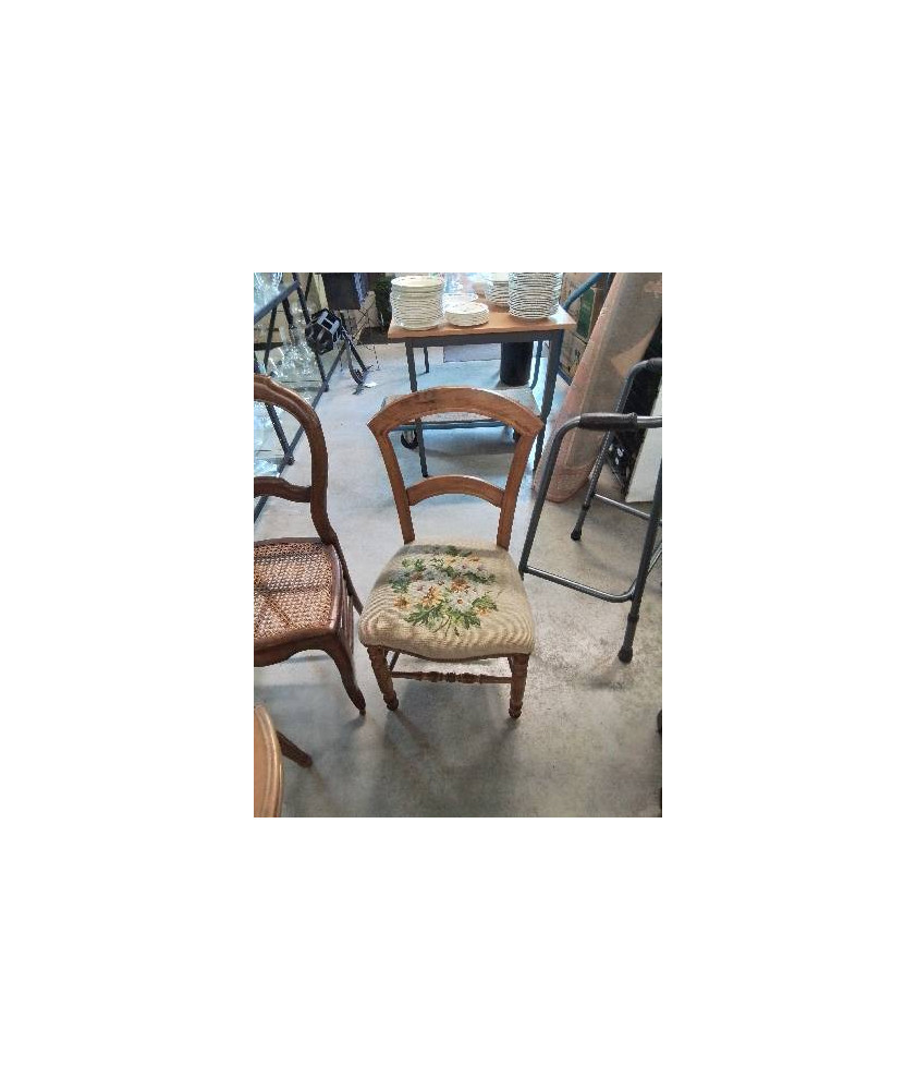 CHAISE NAPOLÉON III BOIS CLAIR ASSISE CAPITONNÉ TISSU ECRU A FLEURS 