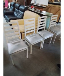 4 CHAISES BOIS BLANC ASSISE CAPITONNÉ PU ARGENTÉ 