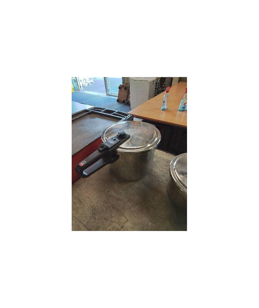 AUTOCUISEUR SEB INOX 8L TOUS FEUX SAUF INDUCTION 