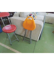 TABOURET PLIANT JAUNE