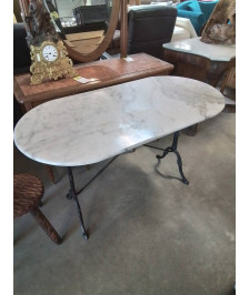 TABLE OVALE BISTROT PIÈTEMENT FONTE PLATEAU MARBRE BLANC EN L\'ÉTAT 