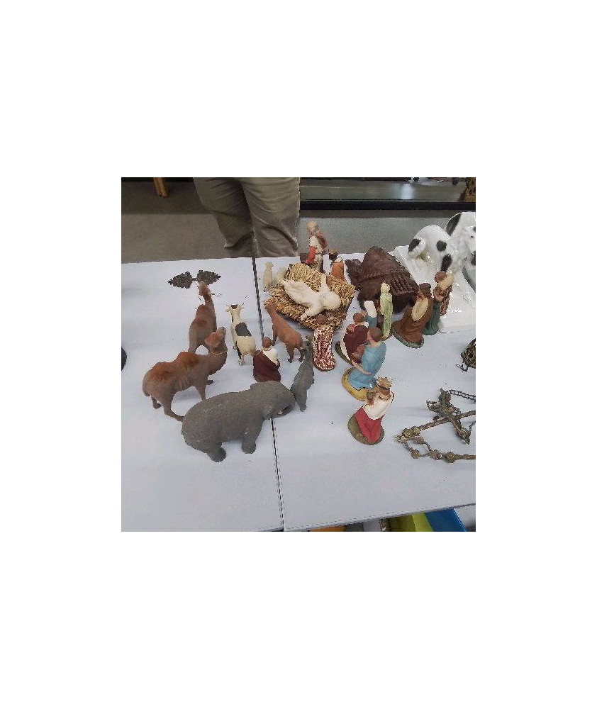 ENSEMBLE DE SUJETS DE CRECHE 