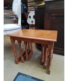 TABLES GIGOGNES LOT 3