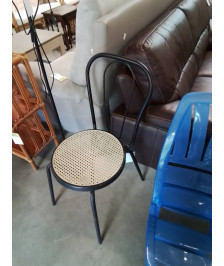 CHAISE BISTROT MÉTAL NOIR CINTRÉ ASSISE CANNÉE 
