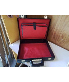ATTACHÉ CASE 