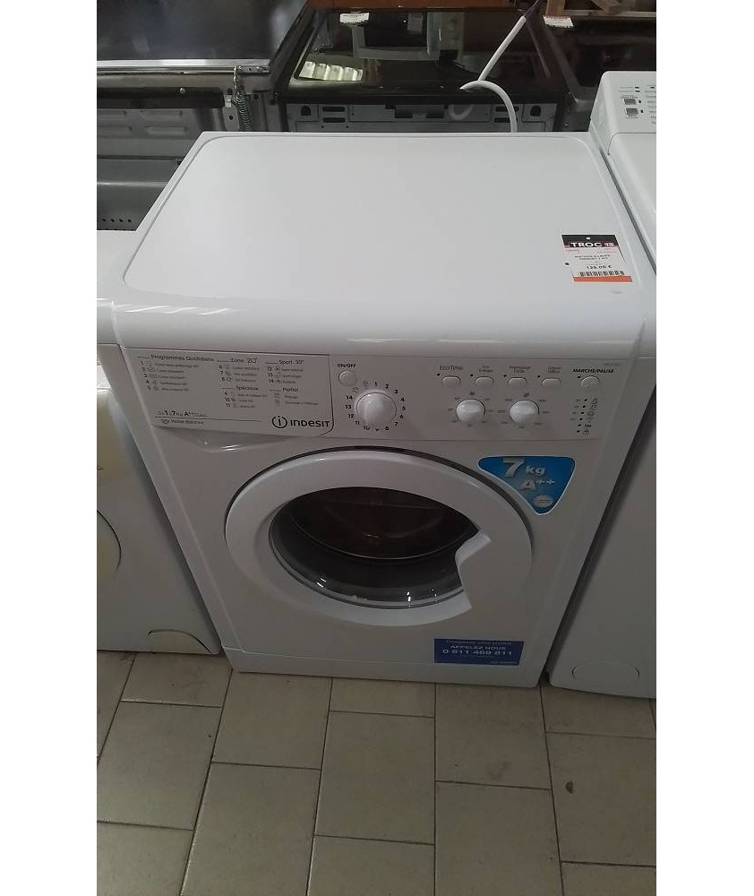 MACHINE A LAVER INSDESIT 7 KG