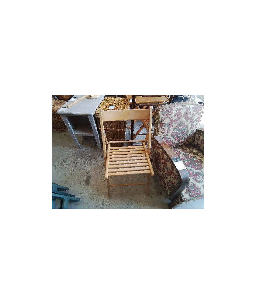 CHAISE PLIANTE EN BOIS