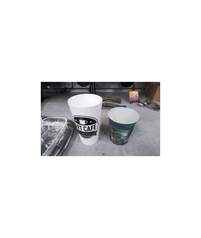 VERRE PLASTIQUE 
