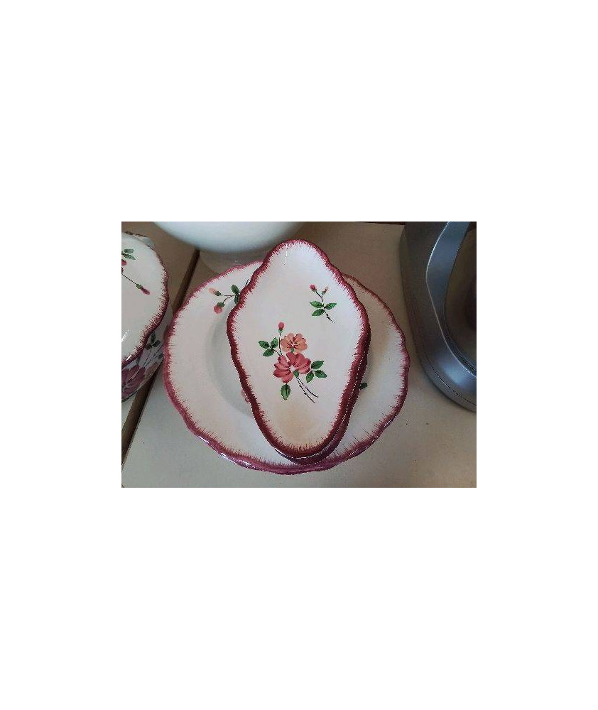 PAIRE DE RAVIER ROSE EN FAIENCE MOTIF FLORAL 