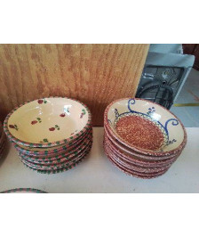 LOT DE 8 ASSIETTES CREUSE EN TERRE CUITE 