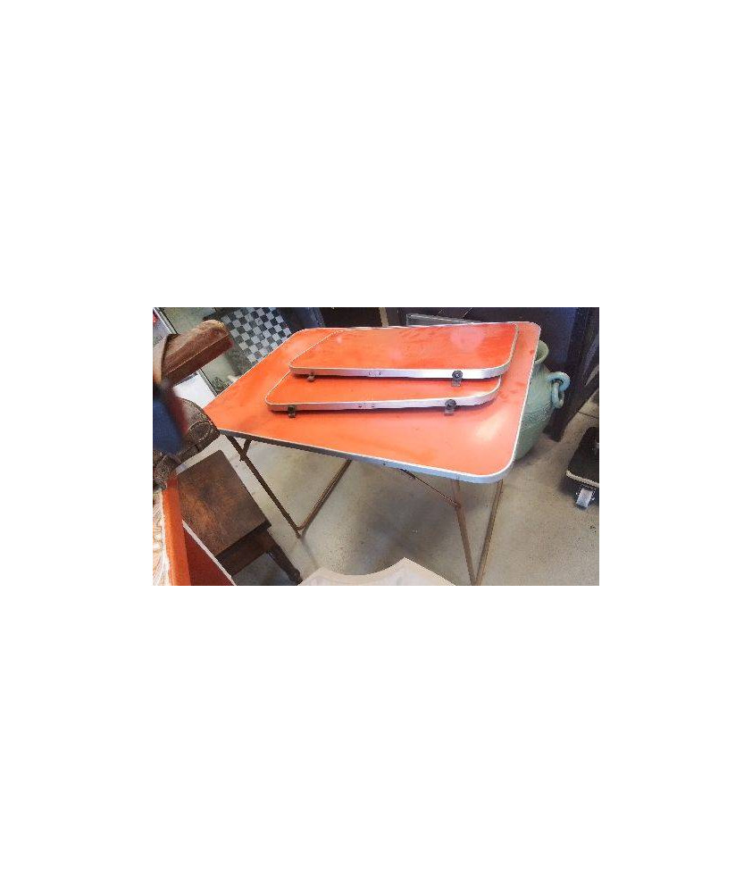 TABLE DE CAMPING ORANGE 2 RALLONGES 