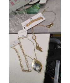 COLLIER DORE 