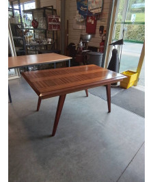 TABLE RECTANGULAIRE BOIS CLAIR PIEDS COMPAS ANNÉES 50 150X90X73CM