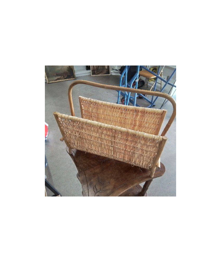 PORTE REVUES ROTIN