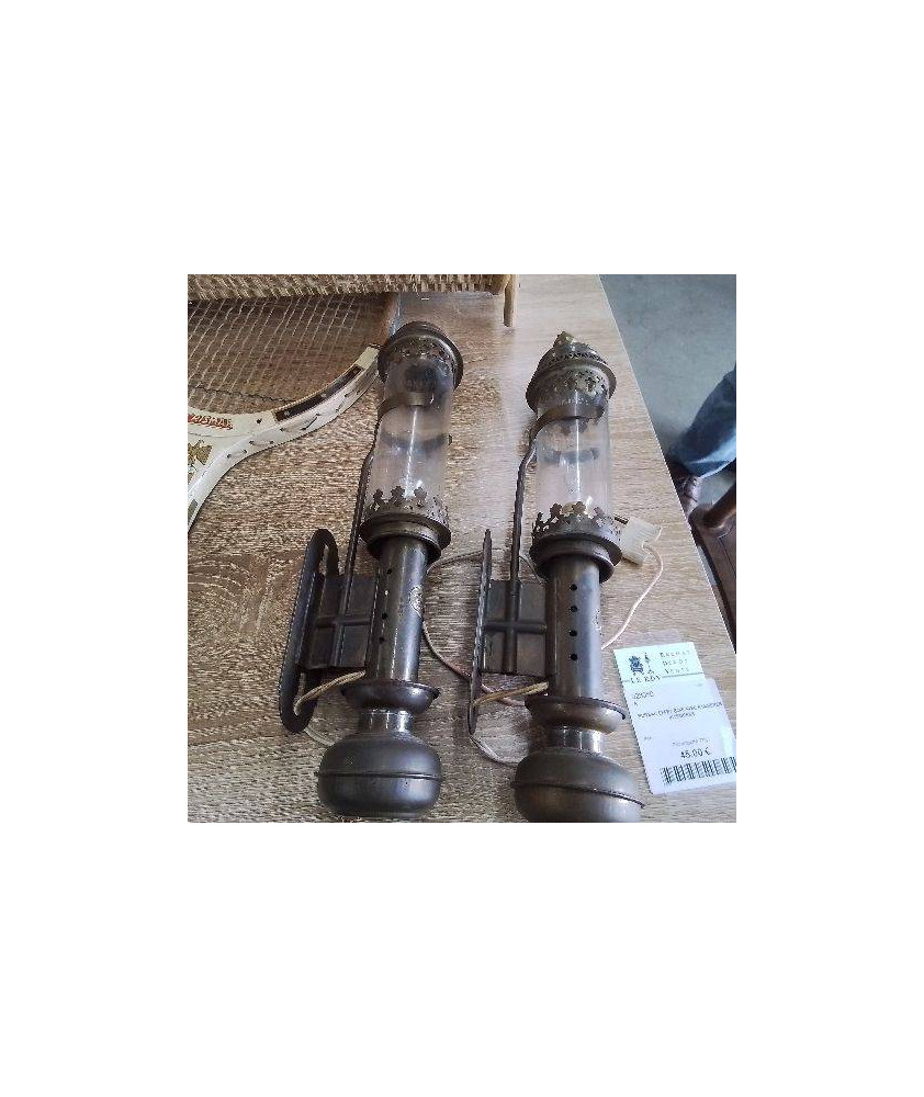 LAMPE ANCIENNE APPLIQUE