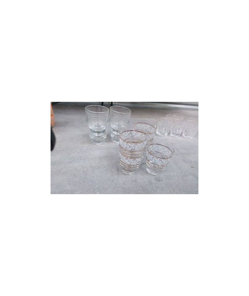 VERRES A LIQUEUR 