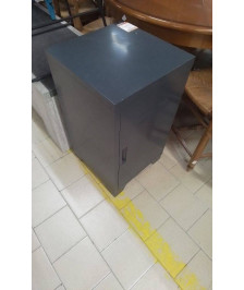 MEUBLE METAL GRIS BON ETAT