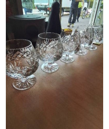 5 VERRES À PIED CRISTAL TAILLÉ 