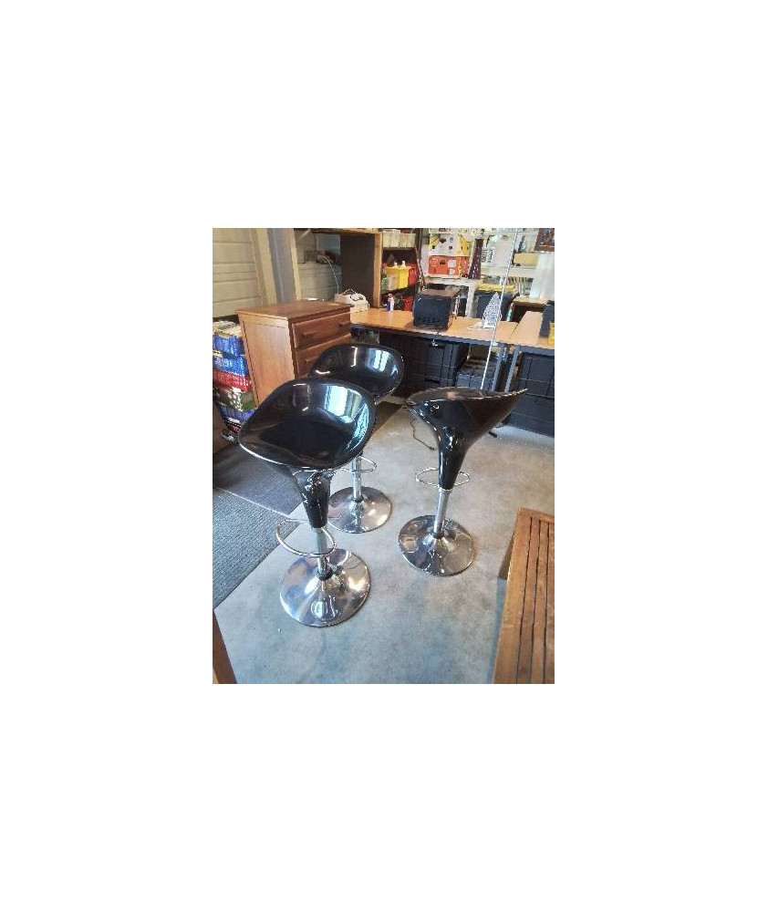 TABOURET DE BAR PIÈTEMENT MÉTAL CHROMÉ ASSISE RÉSINE NOIR