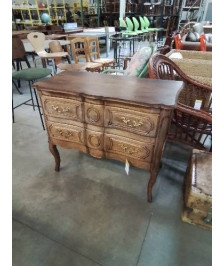 COMMODE SAUTEUSE A RESSAUT BOIS CLAIR MOULURÉ 2 TIROIRS STYLE LOUIS XV FIN XIXE