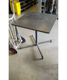 TABLE FER CARREE 70X70