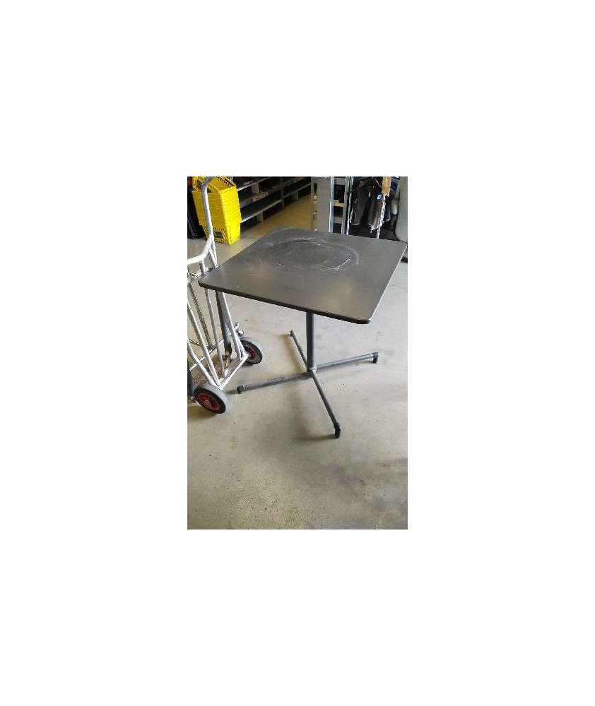 TABLE FER CARREE 70X70