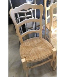 CHAISE PAILLEE EN L’ÉTAT 