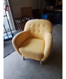 FAUTEUIL TISSU JAUNE PIÈTEMENT BOIS CLAIR 
