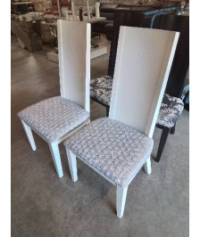 4 CHAISE BOIS BLANC ET NOIR HAUT DOSSIER ASSISE CAPITONNÉ FEUILLAGES BLANC ET TAUPE INTERIOR\'S