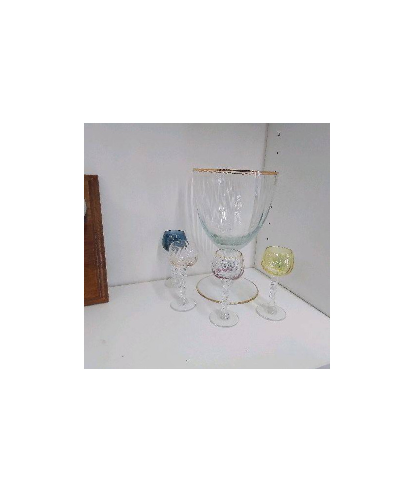 COUPE ET 4 VERRES 
