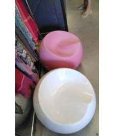 POUF RESINE STYLE BALL CHAIR - EN L’ETAT