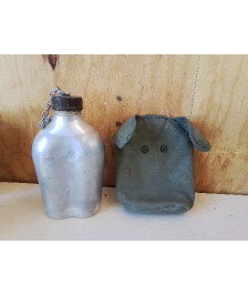 GOURDE AVEC POCHETTE 
