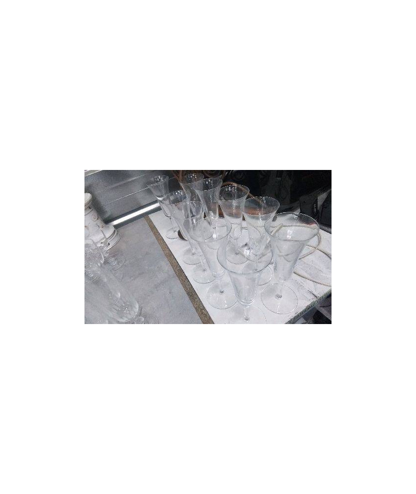 FLUTE A CHAMPAGNE CRISTAL LE LOT