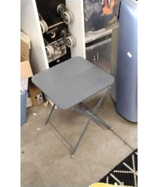 TABLE D’APPOINT METAL PLIANTE 
