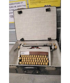 MACHINE A ECRIRE BROTHER DELUXE 1522 - EN L’ETAT / ANNEES 70