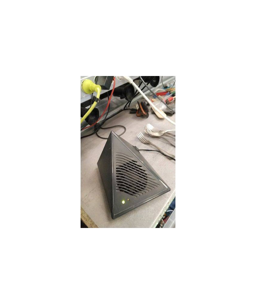 IONISEUR TRIANGLE 