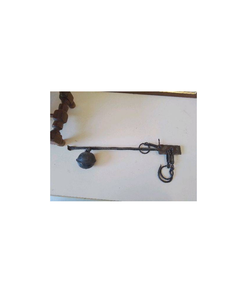 INSTRUMENT DE MESURE ANCIEN 