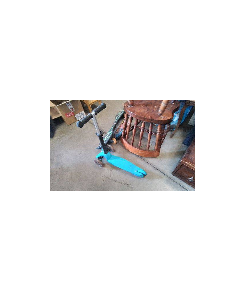 TROTTINETTE ENFANT BLEUE 