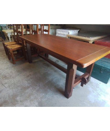 TABLE MASSIVE DE STYLE RUSTIQUE