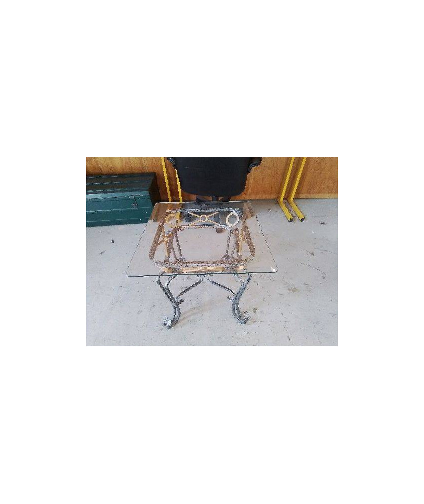 TABLE BASSE GRISE AVEC PLATEAU EN VERRE
