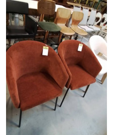 FAUTEUIL VELOURS  OCRE  PIÈTEMENT MÉTAL NOIR 