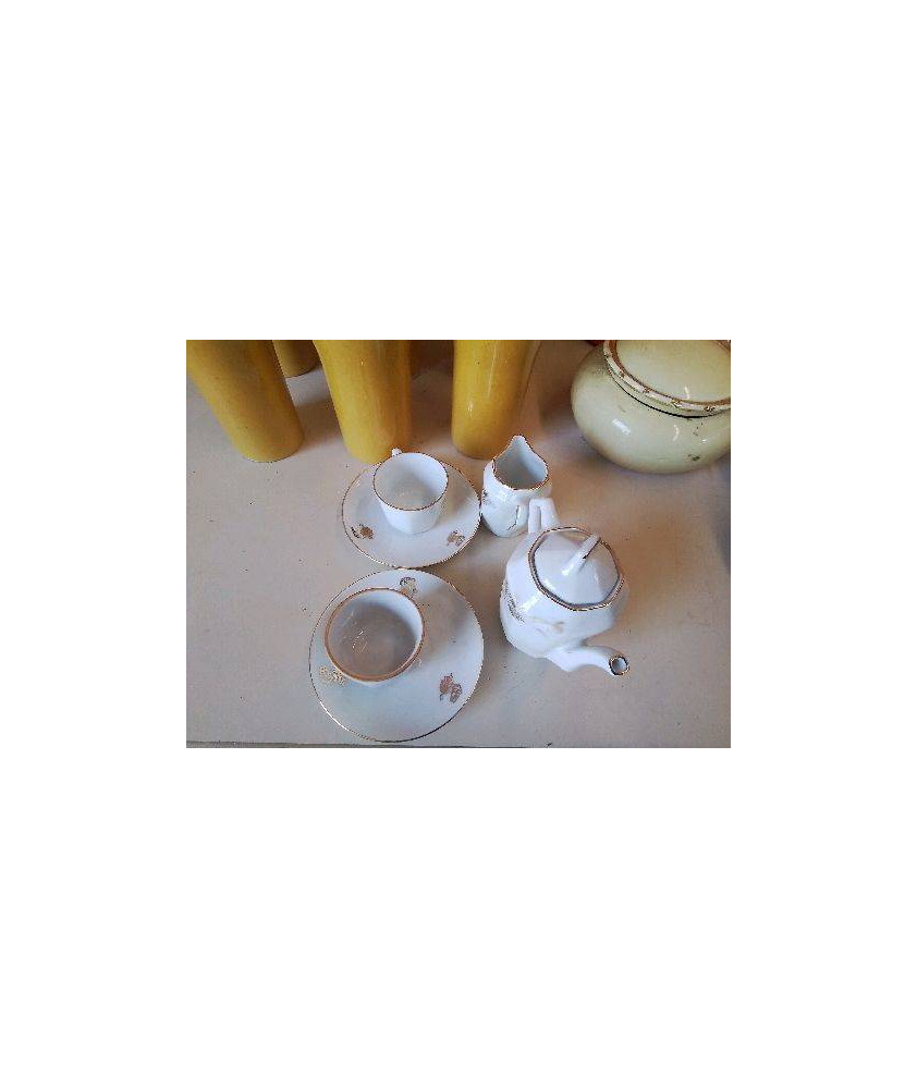PETIT SERVICE À CAFÉ 