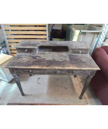 BUREAU ANCIEN A RESTAURER 