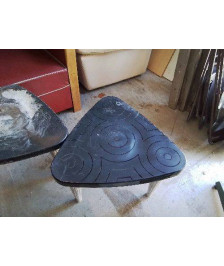 TABLE BASSE TRIANGULAIRE 
