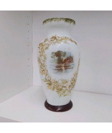 VASE OPALINE 